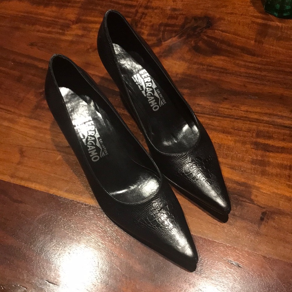 Salvatore ferragamo pumps